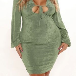 Green Slinky Midi Dress